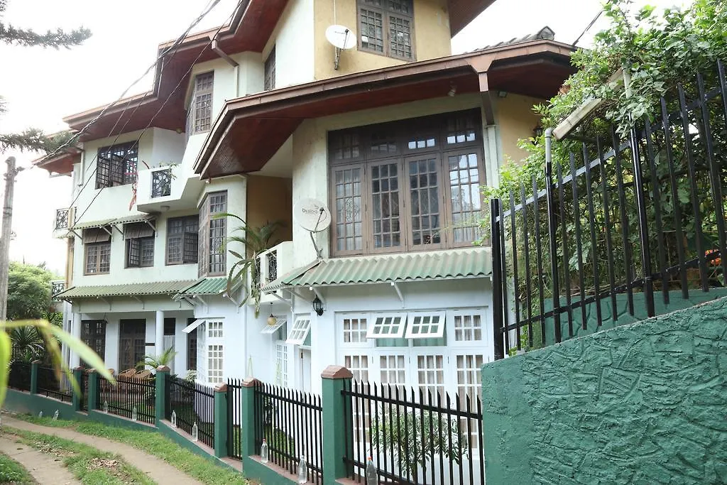 Glory Homestay Kandy