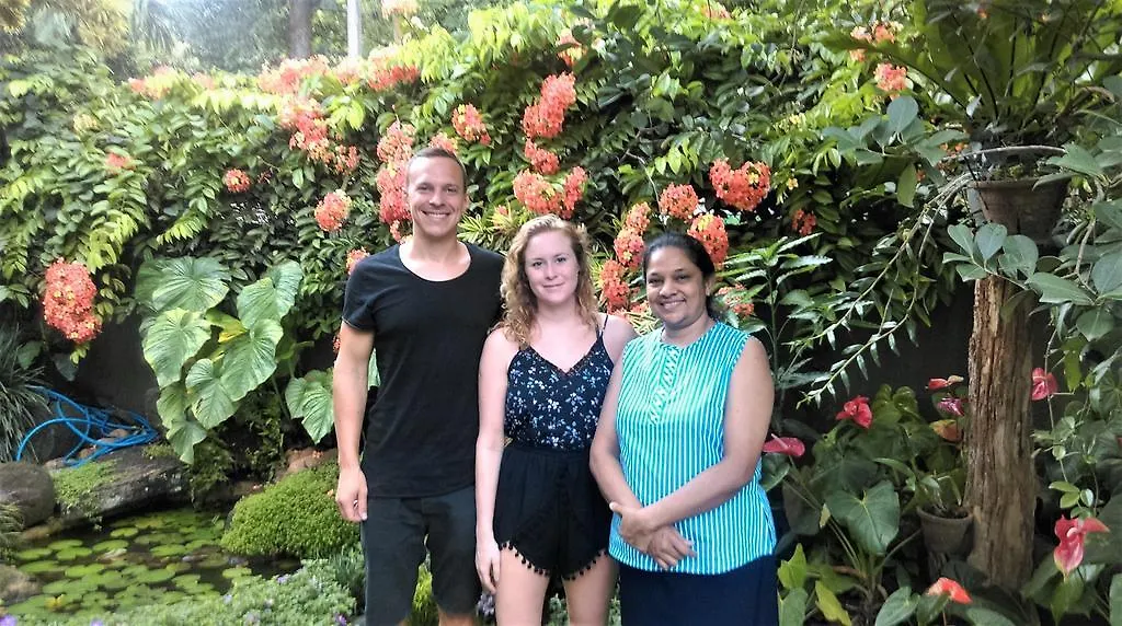 Glory Homestay Kandy